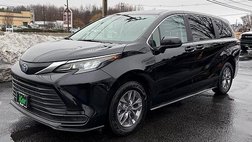 2024 Toyota Sienna LE 8-Passenger