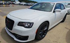 2023 Chrysler 300 C