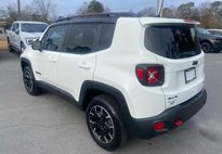 2023 Jeep Renegade Trailhawk