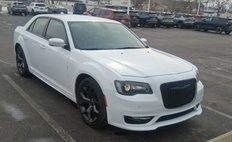2021 Chrysler 300 Touring L