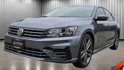 2018 Volkswagen Passat 2.0T R-Line