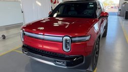 2025 Rivian R1S Adventure
