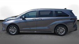 2024 Toyota Sienna XLE