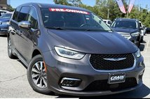 2022 Chrysler Pacifica Hybrid Limited