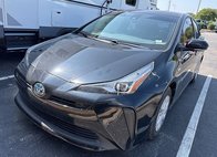 2022 Toyota Prius LE