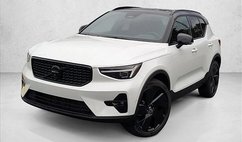 2026 Volvo XC40 B5 Ultra Black Edition