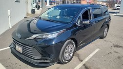 2021 Toyota Sienna LE 8-Passenger