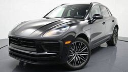 2025 Porsche Macan T