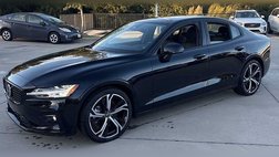 2024 Volvo S60 B5 Ultimate Dark Theme