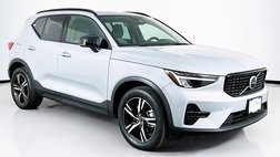 2024 Volvo XC40 B5 Core Bright Theme