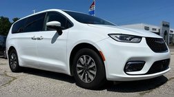 2023 Chrysler Pacifica Hybrid Touring L