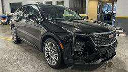 2024 Cadillac XT4 Premium Luxury