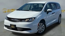 2020 Chrysler Voyager L