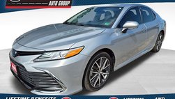 2023 Toyota Camry Hybrid XLE