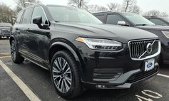 2022 Volvo XC90 T5 Momentum