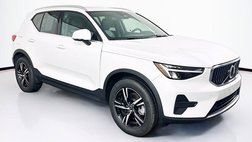 2025 Volvo XC40 B5 Core Bright Theme