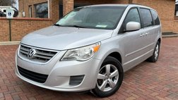 2011 Volkswagen Routan SE