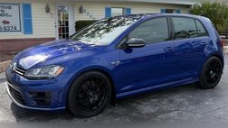 2017 Volkswagen Golf R 4Motion