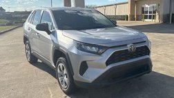2022 Toyota RAV4 LE