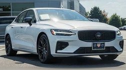 2023 Volvo S60 Recharge T8 Plus Black Edition