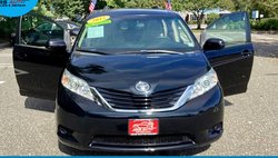 2015 Toyota Sienna LE 7-Passenger