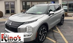 2023 Mitsubishi Outlander SE