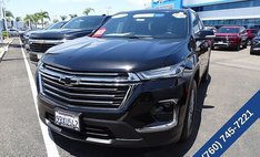 2022 Chevrolet Traverse LT Cloth