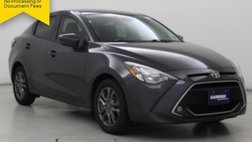 2020 Toyota Yaris LE