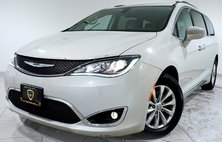 2017 Chrysler Pacifica Touring L FWD