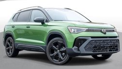 2025 Volkswagen Taos SE Black 4Motion
