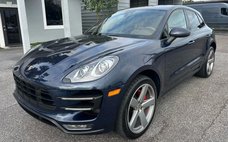 2016 Porsche Macan Turbo