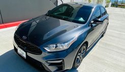 2020 Kia Forte GT Line