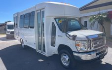 2017 Ford E-Series E-350 SD