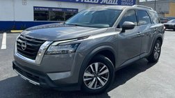 2023 Nissan Pathfinder SL