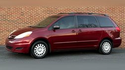 2010 Toyota Sienna LE FWD 8 Passenger