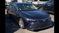 2021 Toyota Avalon Hybrid XLE