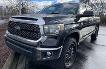 2018 Toyota Tundra SR5