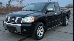 2004 Nissan Titan LE