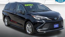 2023 Toyota Sienna Platinum 7-Passenger
