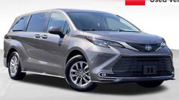 2022 Toyota Sienna XLE