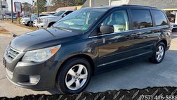 2011 Volkswagen Routan SE