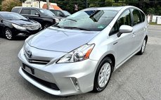 2014 Toyota Prius v Two