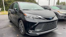 2025 Toyota Sienna Platinum 7-Passenger