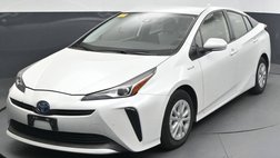 2022 Toyota Prius LE