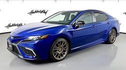 2024 Toyota Camry Hybrid SE Nightshade