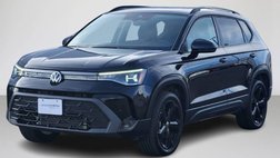 2025 Volkswagen Taos SE Black 4Motion