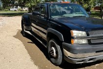 2004 Chevrolet Silverado 3500 LT