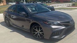 2024 Toyota Camry Hybrid SE