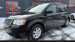 2009 Chrysler Town and Country Touring