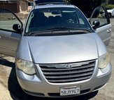 2005 Chrysler Town and Country Touring